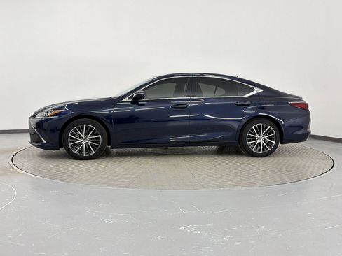 Certified 2024 Lexus ES 350 w/ Premium Package image 2