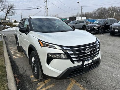 Certified 2025 Nissan Rogue S image 2