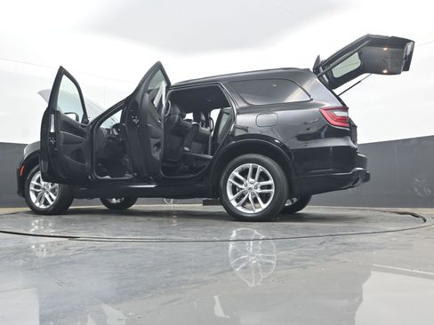 Used 2024 Dodge Durango GT image 38