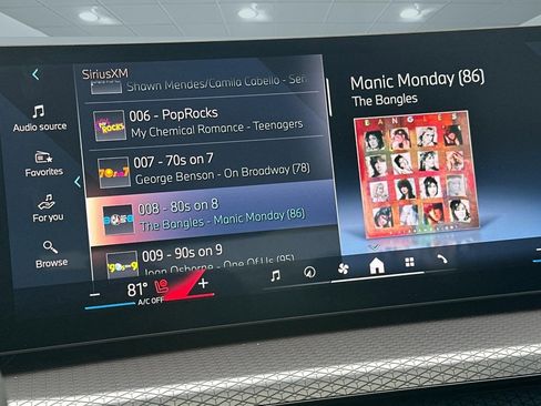 Used 2025 BMW 330i xDrive Sedan w/ Convenience Package AWD/4WD image 20