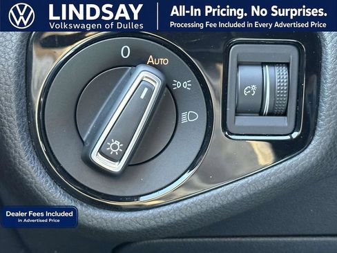 Used 2019 Volkswagen Golf R 4-Door AWD/4WD image 24