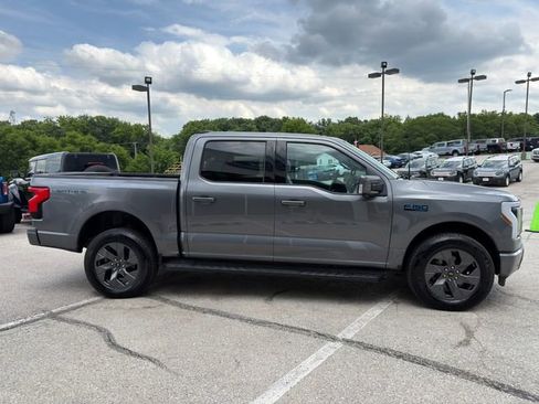 Used 2024 Ford F150 Lightning Lariat AWD/4WD image 8