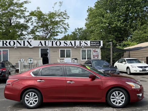 Used 2014 Nissan Altima 2.5 S FWD image 5