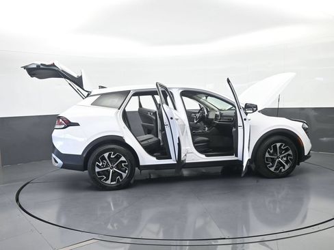 Used 2025 Kia Sportage EX FWD image 73