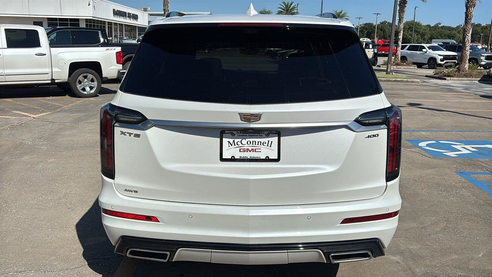 Certified 2020 Cadillac XT6 Sport w/ Platinum Package AWD/4WD image 6