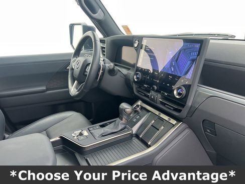 Used 2024 Lexus GX 550 w/ Accessory Package (Z1) image 35