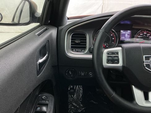 Used 2011 Dodge Charger R/T RWD image 33