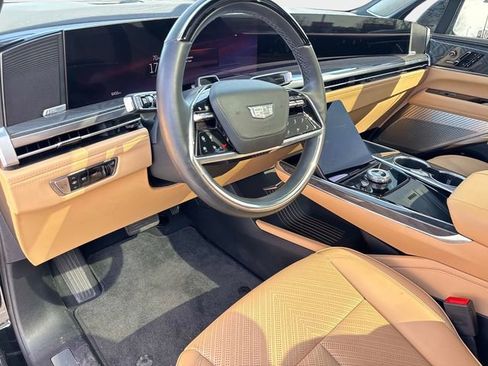 Certified 2025 Cadillac Escalade IQ Sport 2 image 18