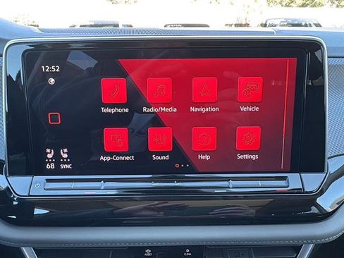 New 2026 Volkswagen Atlas Peak Edition AWD/4WD image 22