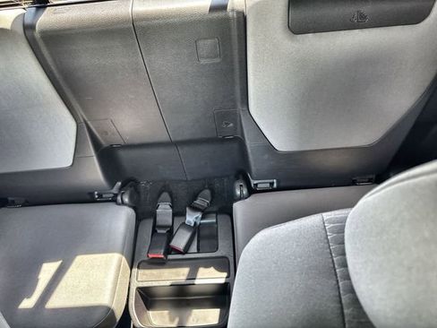 Used 2019 Toyota Tacoma SR w/ SR Convenience Package image 29