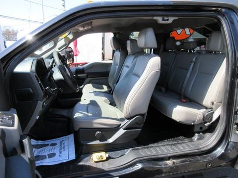 Used 2019 Ford F550 4x4 SuperCab Super Duty image 11