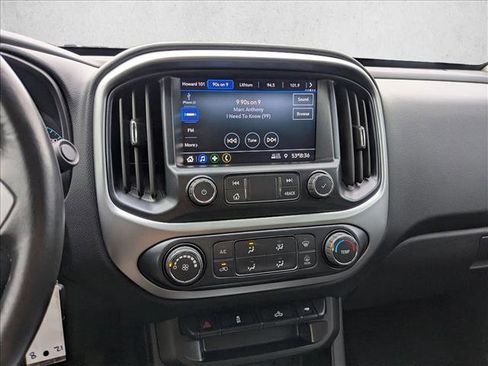 Used 2022 Chevrolet Colorado LT w/ LT Convenience Package image 14