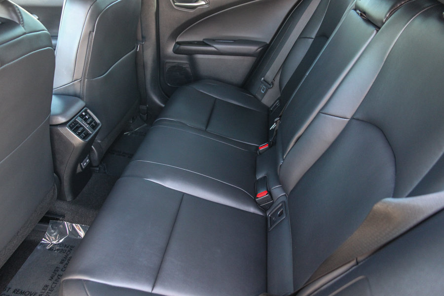 Certified 2024 Lexus UX 250h FWD image 20