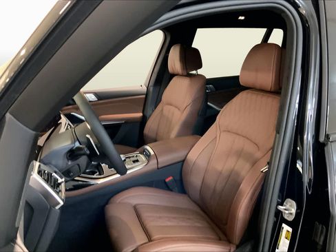 New 2026 BMW X7 xDrive40i w/ Executive Package AWD/4WD image 9