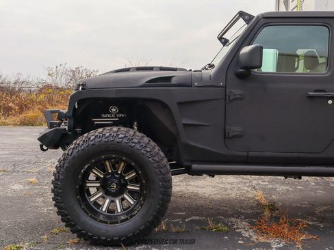 Used 2020 Jeep Gladiator Sport w/ Quick Order Package 24S image 4