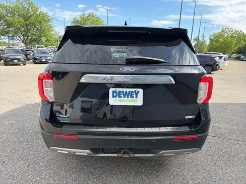 Used 2020 Ford Explorer XLT w/ Equipment Group 202A AWD/4WD image 4