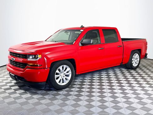 Used 2018 Chevrolet Silverado 1500 Custom w/ Texas Edition AWD/4WD image 4