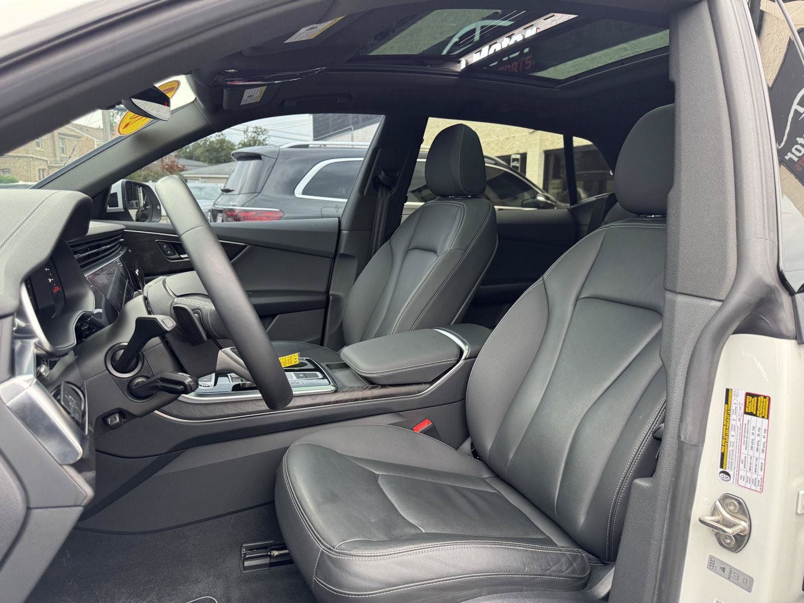Used 2023 Audi Q8 Premium w/ Convenience Package AWD/4WD image 21