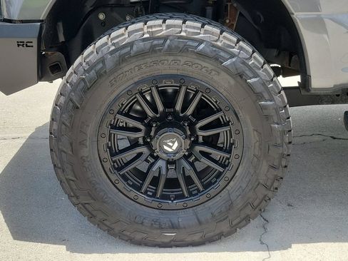 Used 2022 Ford F350 Lariat w/ Chrome Package AWD/4WD image 11