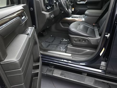 Used 2023 Chevrolet Silverado 1500 RST RWD image 11