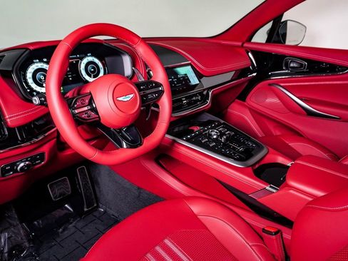 New 2026 Aston Martin DBX 707 image 23