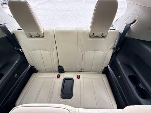 Used 2023 INFINITI QX60 Luxe w/ Cargo Package FWD image 26
