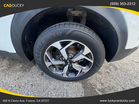 Used 2021 Kia Sportage LX image 20