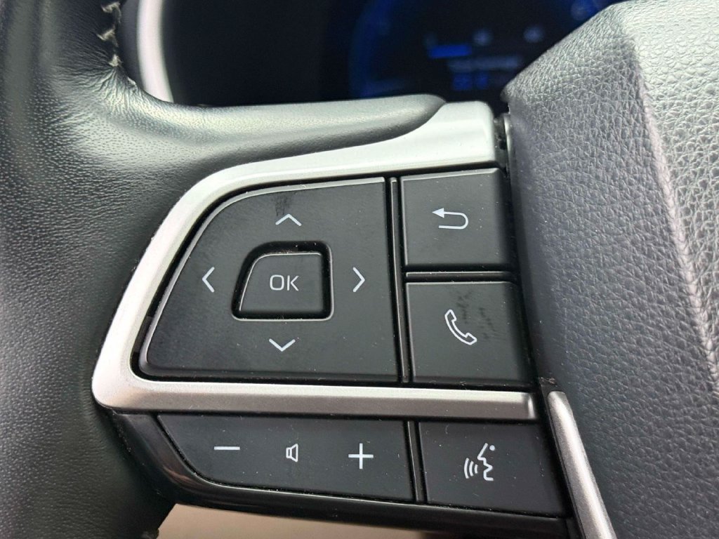 Used 2023 Toyota Highlander Limited AWD/4WD image 21