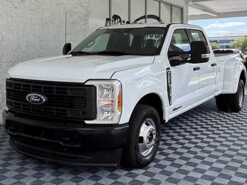 Used 2024 Ford F350 XL RWD image 3