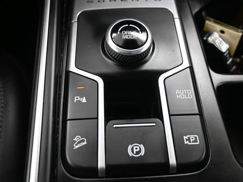 Used 2021 Kia Sorento EX FWD image 24