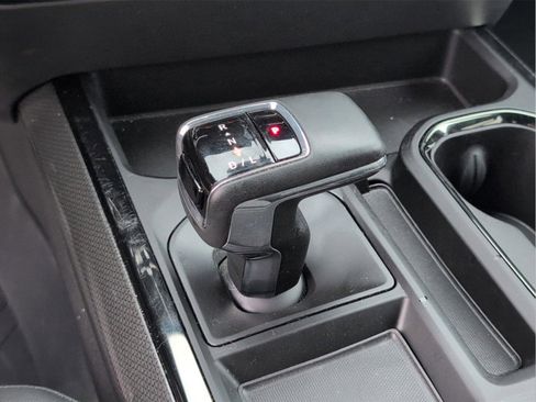 Used 2023 Chevrolet Silverado 1500 ZR2 w/ Technology Package image 21