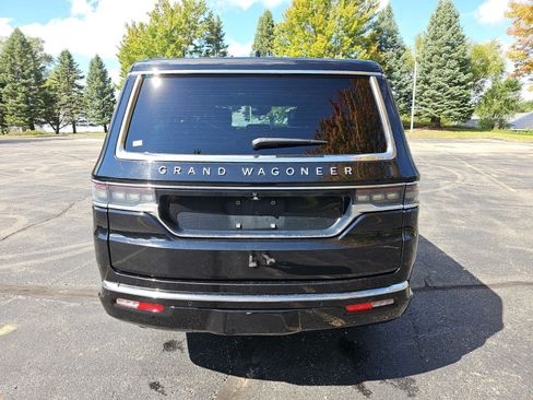 Used 2024 Jeep Grand Wagoneer L 4WD image 5