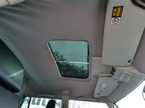 Used 2004 Land Rover Discovery SE image 37