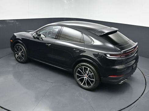 New 2026 Porsche Cayenne Coupe AWD/4WD image 14