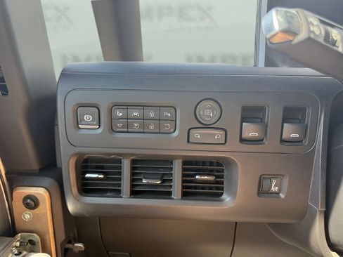 Used 2024 Chevrolet Brightdrop 600 w/ Battery Pack, Max Range AWD/4WD image 12