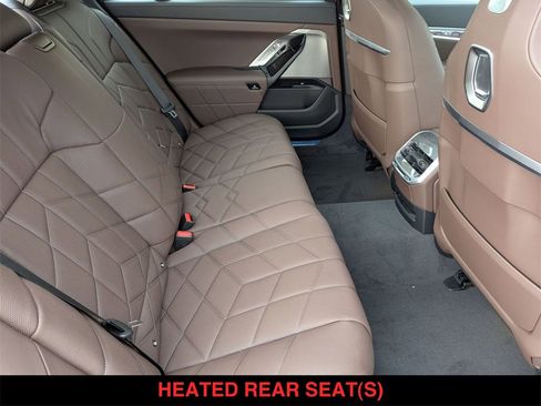 New 2025 BMW i7 eDrive50 w/ M Sport Package image 28