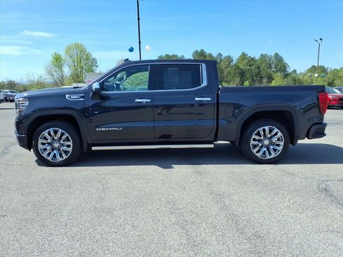 Used 2023 GMC Sierra 1500 Denali w/ Denali Reserve Package AWD/4WD image 2
