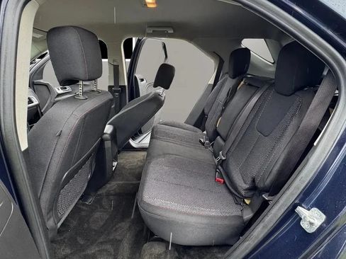 Used 2017 Chevrolet Equinox LT AWD/4WD image 10