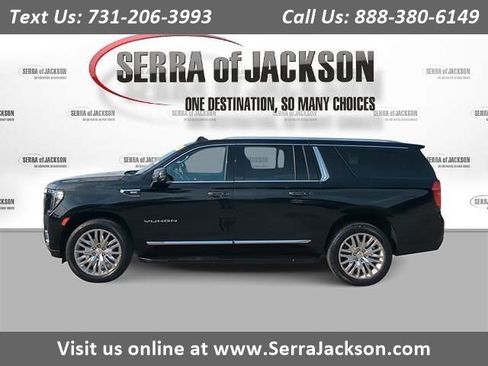 Used 2023 GMC Yukon XL SLT w/ SLT Premium Package RWD image 1