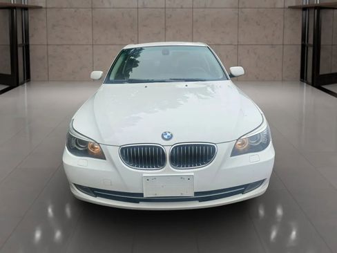 Used 2010 BMW 528i xDrive Sedan AWD/4WD image 9