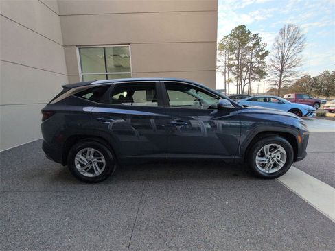 Certified 2026 Hyundai Tucson SE image 7