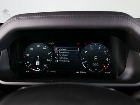 New 2026 Land Rover Defender 110 X-Dynamic SE image 18