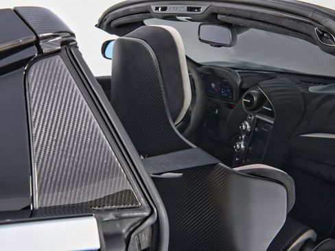 Used 2022 McLaren 765LT RWD image 35