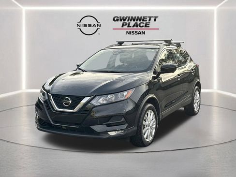 Used 2021 Nissan Rogue Sport SV w/ Technology Package image 1