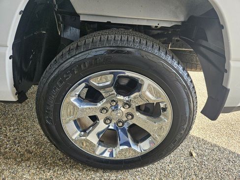 Used 2023 RAM 1500 Big Horn AWD/4WD image 34