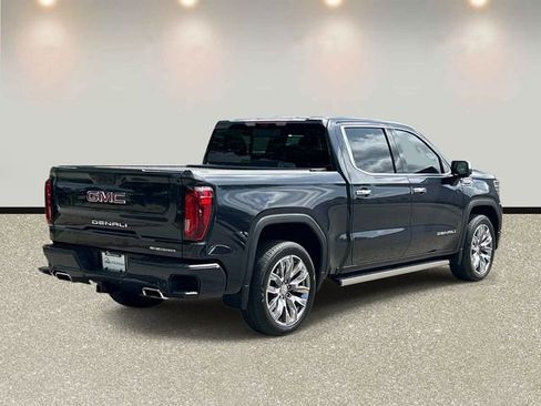 Used 2024 GMC Sierra 1500 Denali AWD/4WD image 5