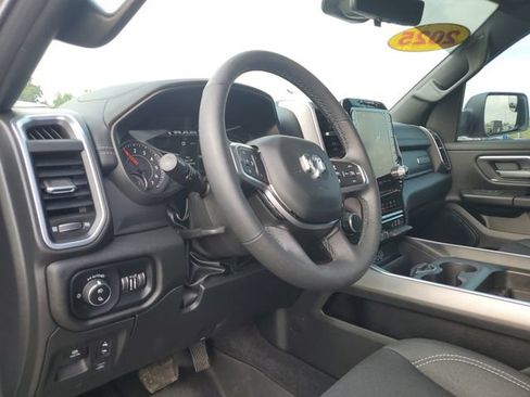 Certified 2025 RAM 1500 Big Horn AWD/4WD image 15