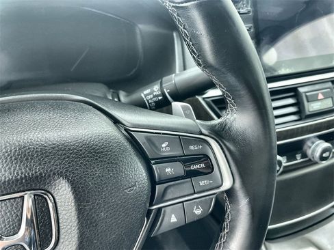 Used 2021 Honda Accord Touring image 22