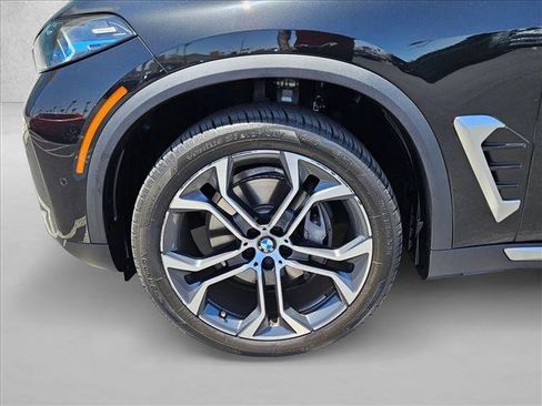 Certified 2026 BMW X5 xDrive40i AWD/4WD image 23