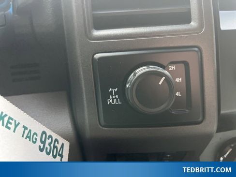 Used 2022 Ford F250 XL w/ Power Equipment Group image 33